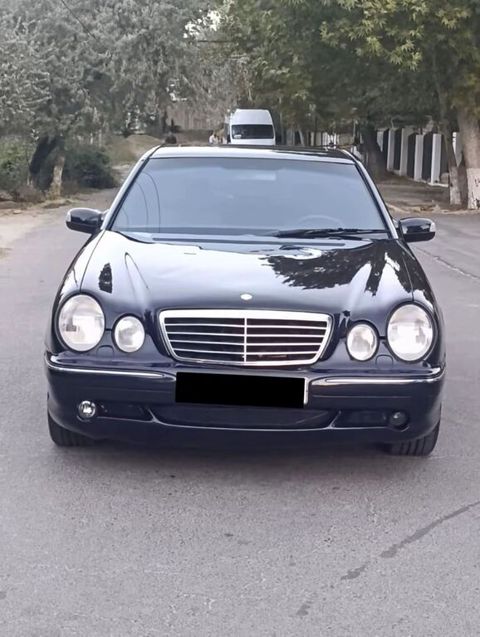 Mercedes E 240, 2.4 L, 2000 il, 296 500 km — Şirvan