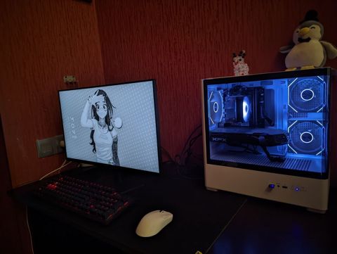 Salam demek olarki istifade olunmamis pc satilir ideal veziyetdedi hec — Bakı