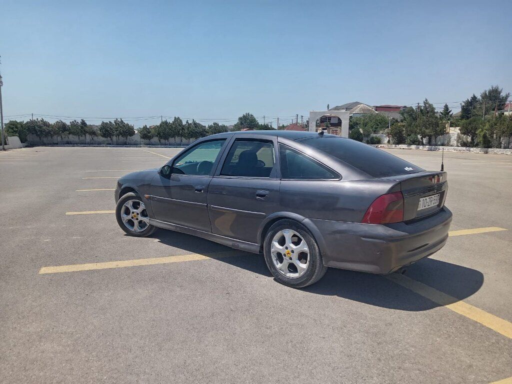 Opel Vectra, 1.8 L, 1996 il, 500 000 km — Avtomobillər, Bakı (5)