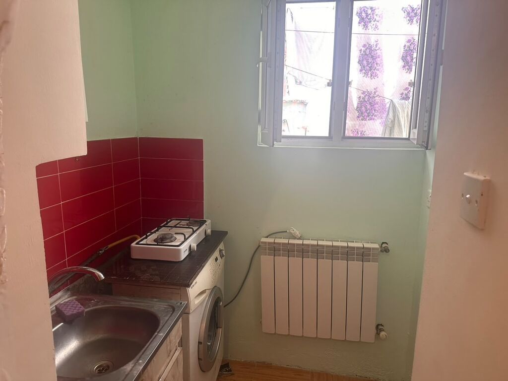 Elimler metrosunun 100 adımlıqında heyet evi 1 otaqlı mənzil – studiya — Daşınmaz əmlak, Bakı (6)