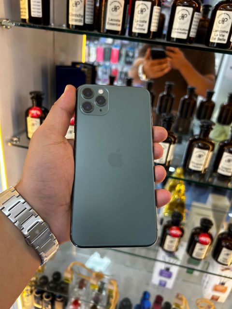 IPhone 11 Pro Max, 64 GB, Matte Midnight Green, Simsiz şarj, Face ID — Bakı