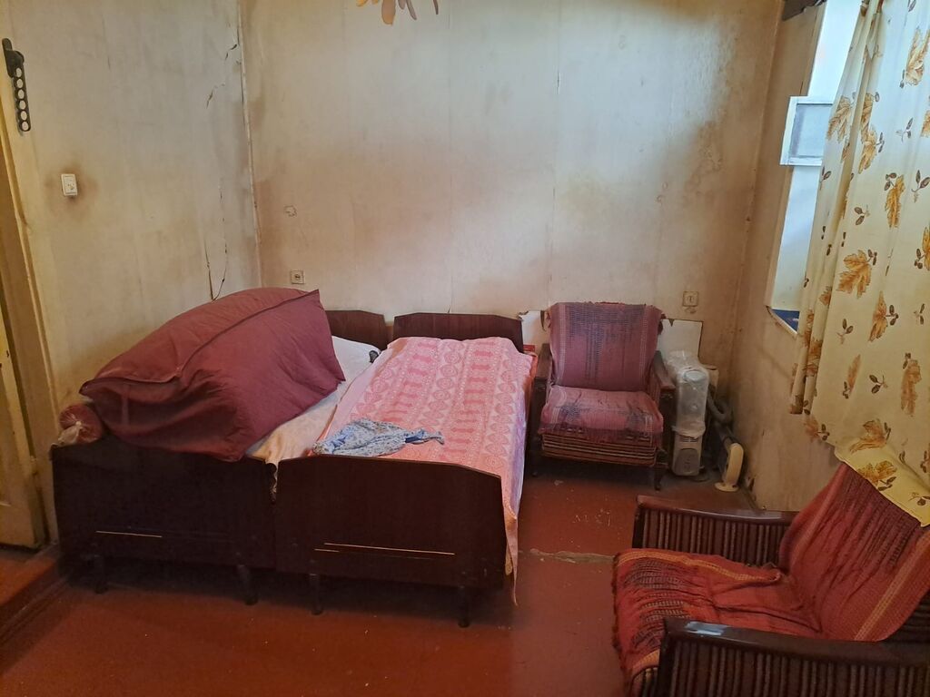 İnşaatçılar metrosundan cəmi 100 metr məsafədə 3 otaqlı həyət evi — Daşınmaz əmlak, Bakı (5)