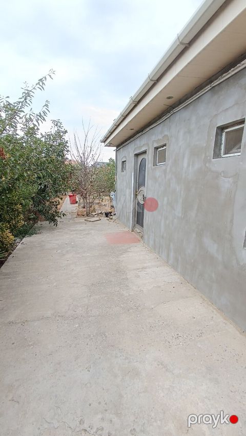 Bağ evi kirayə verilir, Pirşağı qəs
