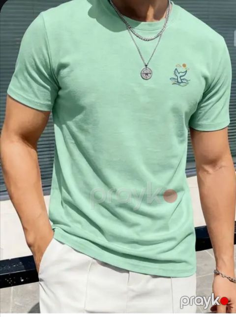 Müasir dizaynlı kişi T‑shirt - Rəng: açıq nane-yaşıl - Model