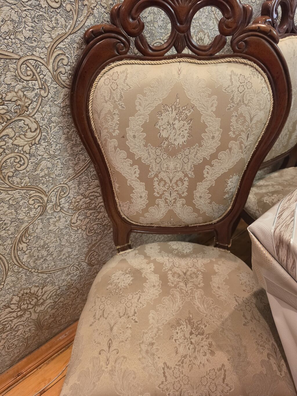 Qonaq otağı üçün, İşlənmiş, Qatlanmayan, Stul — Stullar, Bakı (2)