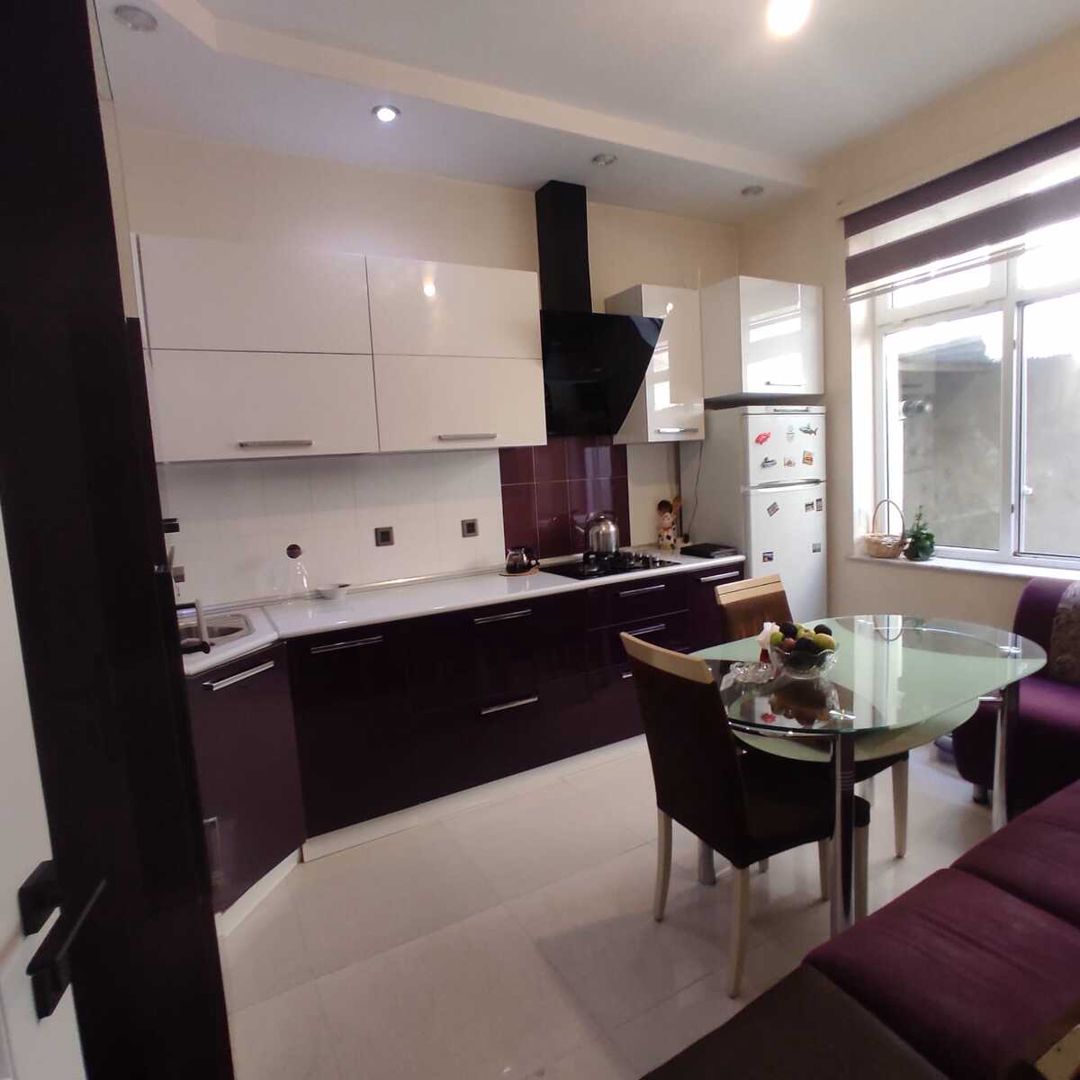 Həyət evi, Məlik Aslanov küç.1 — Ev, villa, Bakı (8)