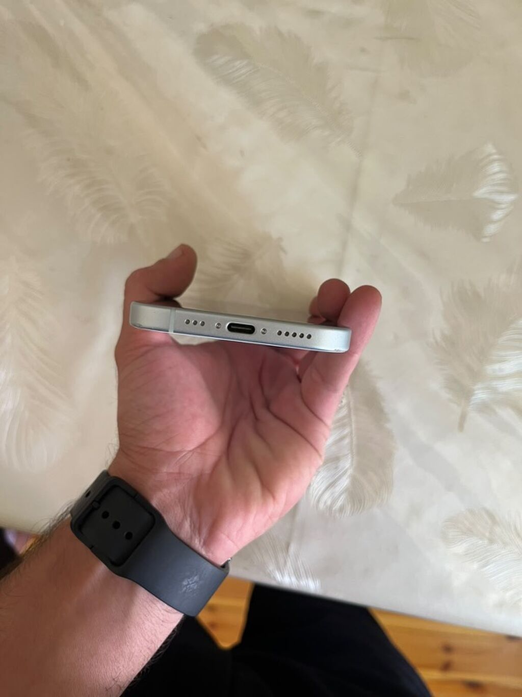 IPhone 15, 128 GB, Ağ, Barmaq izi, Face ID — Apple iPhone, Bakı (6)