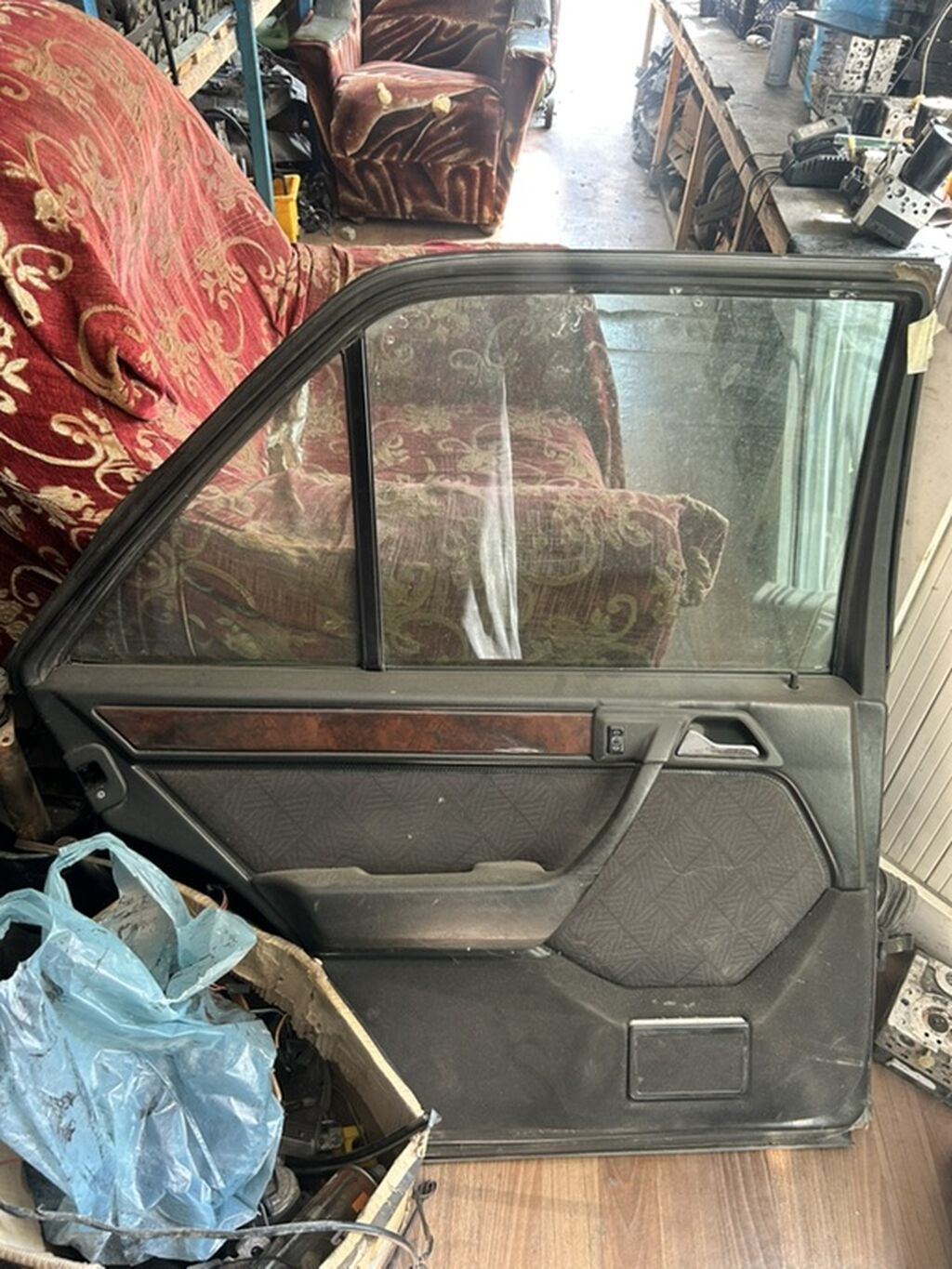 Mercedes-Benz W124 — Ehtiyat hissələri, Bakı (3)