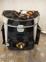 Futbol temalı məktəb çantası - Bərk formaya malik karkaslı modellə — Gülü