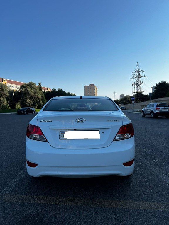 Hyundai Accent, 1.4 L, 2012 il, 241 000 km — Avtomobillər, Bakı (2)