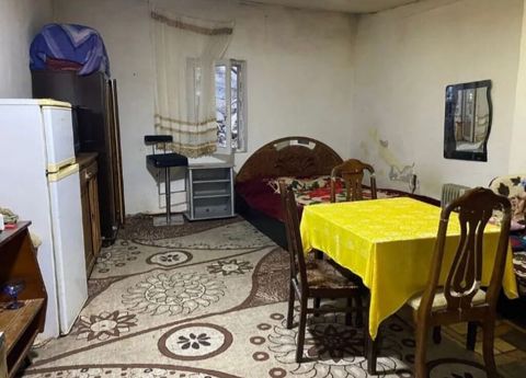 Qiyməti razılaşmaq olar tələbə qız və yaxut ailə olanlar əlaqə — Bakı