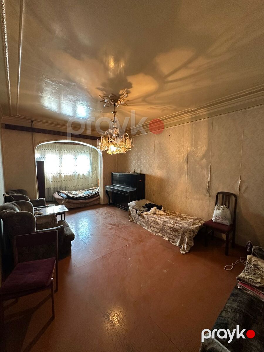 Satılır 2 otaqlı köhnə tikili 50 m² — Mənzil, Bakı (2)