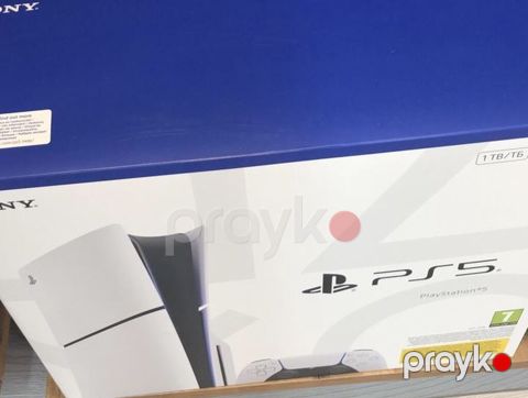 Sony PlayStation 5 (PS5) – 1 TB - Rəsmi PS5 konsolu, 1 TB yaddaş