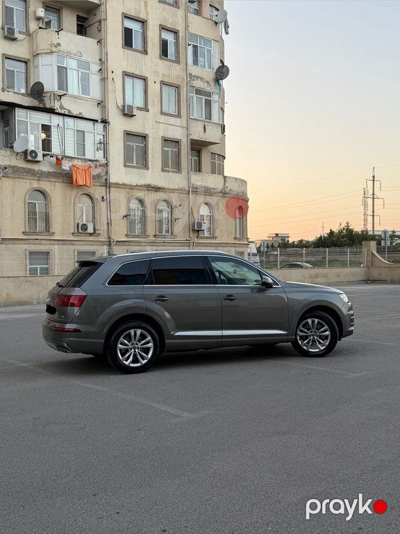 Audi Q7, 2.0 L, 2016 il, 239 000 km — Avtomobillər, Bakı (4)