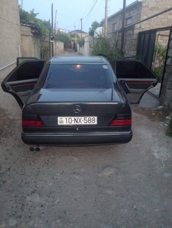 Mercedes 200 E, 2.0 L, 1990 il, 748 000 km — Avtomobillər, Bakı (3)