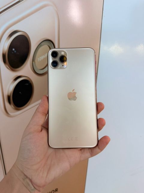 Apple iPhone 11 Pro Max Gold 64GB/4GB — Göyçay