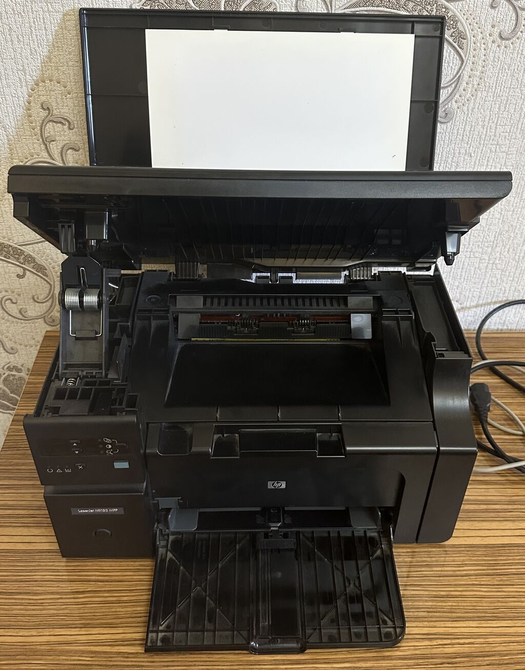 Hp LaserJet M1132 MFP İşlək vəziyətdədir. Çap, ksereks və skan üçü — Elektronika, Bakı (3)