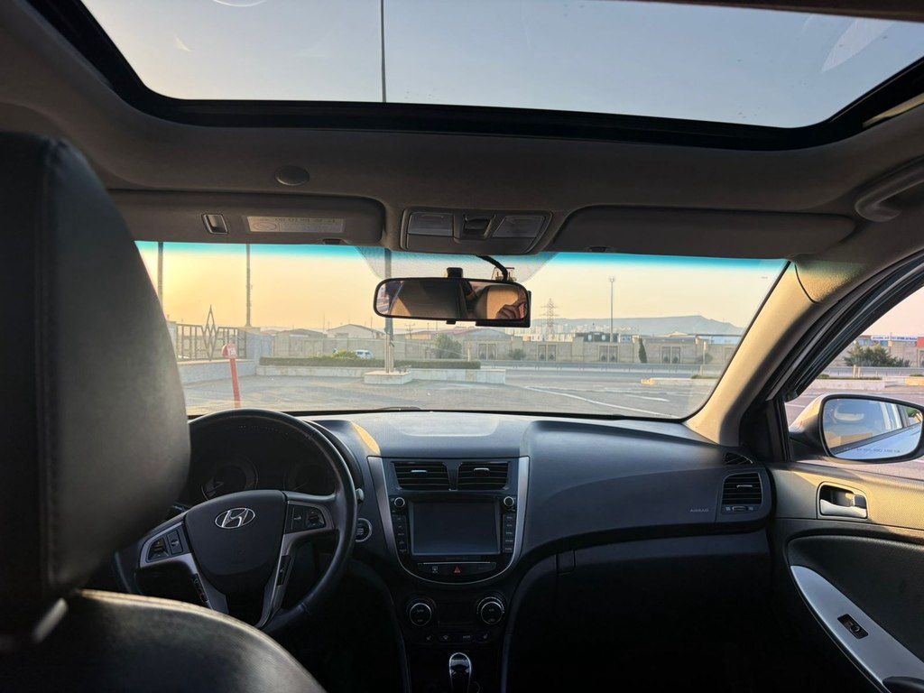 Hyundai Accent, 1.4 L, 2018 il, 100 000 km — Avtomobillər, Bakı (10)