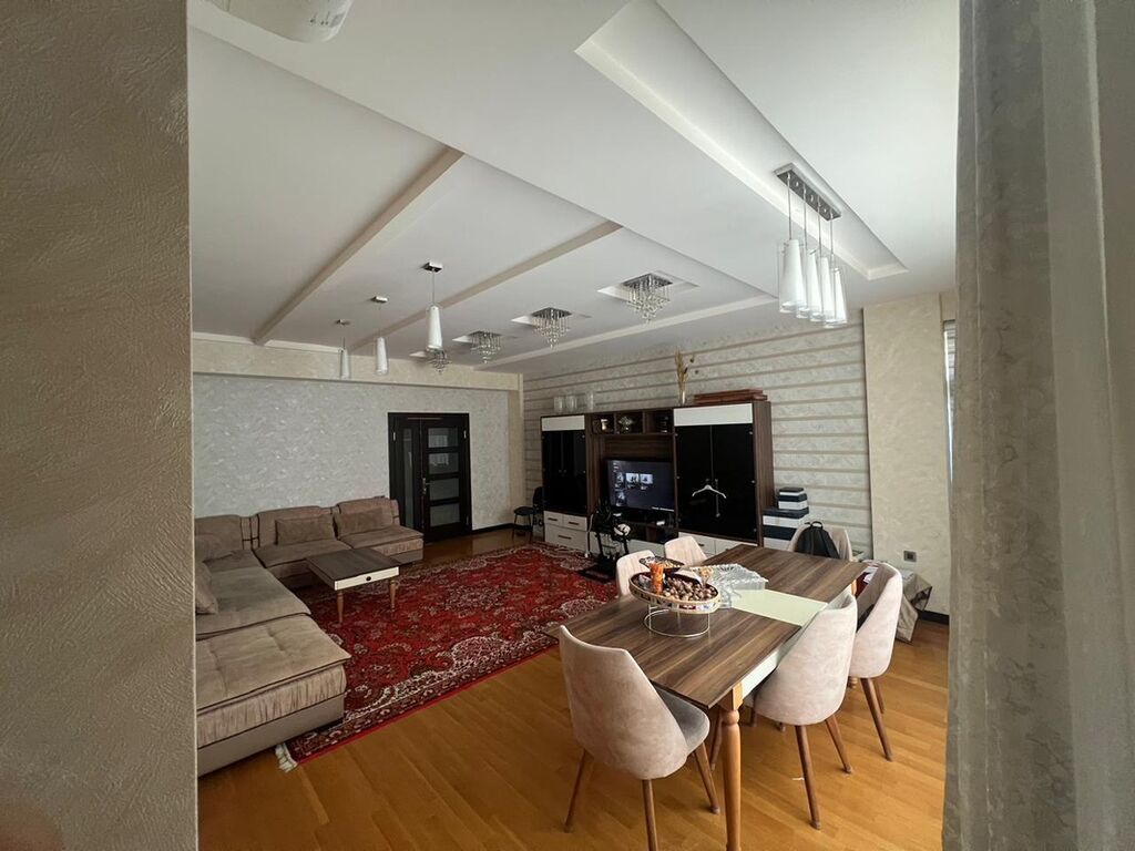 3 otaqlı, 136 kv. m — Daşınmaz əmlak, Bakı (7)