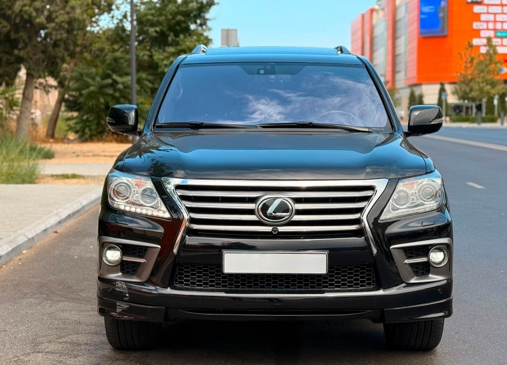 Lexus LX 570, 2014 il, 211000 km