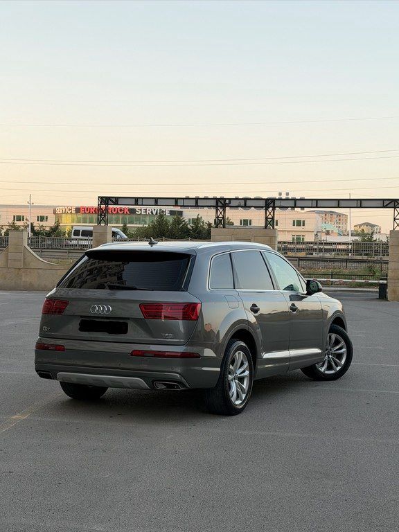 Audi Q7, 2.0 L, 2016 il, 239 000 km — Avtomobillər, Bakı (5)