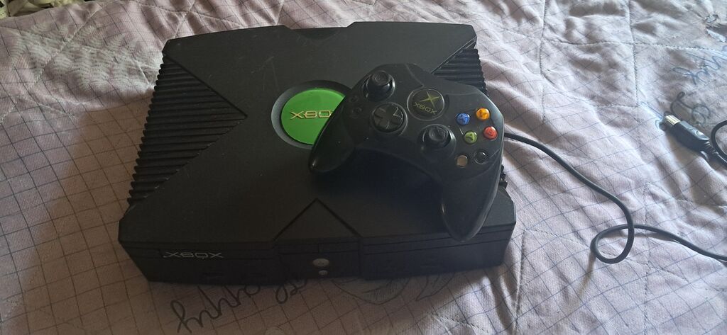 Microsoft Xbox (orijinal model) oyun konsolu Xüsusiyyətlər: - Model — Elektronika, Bakı (3)