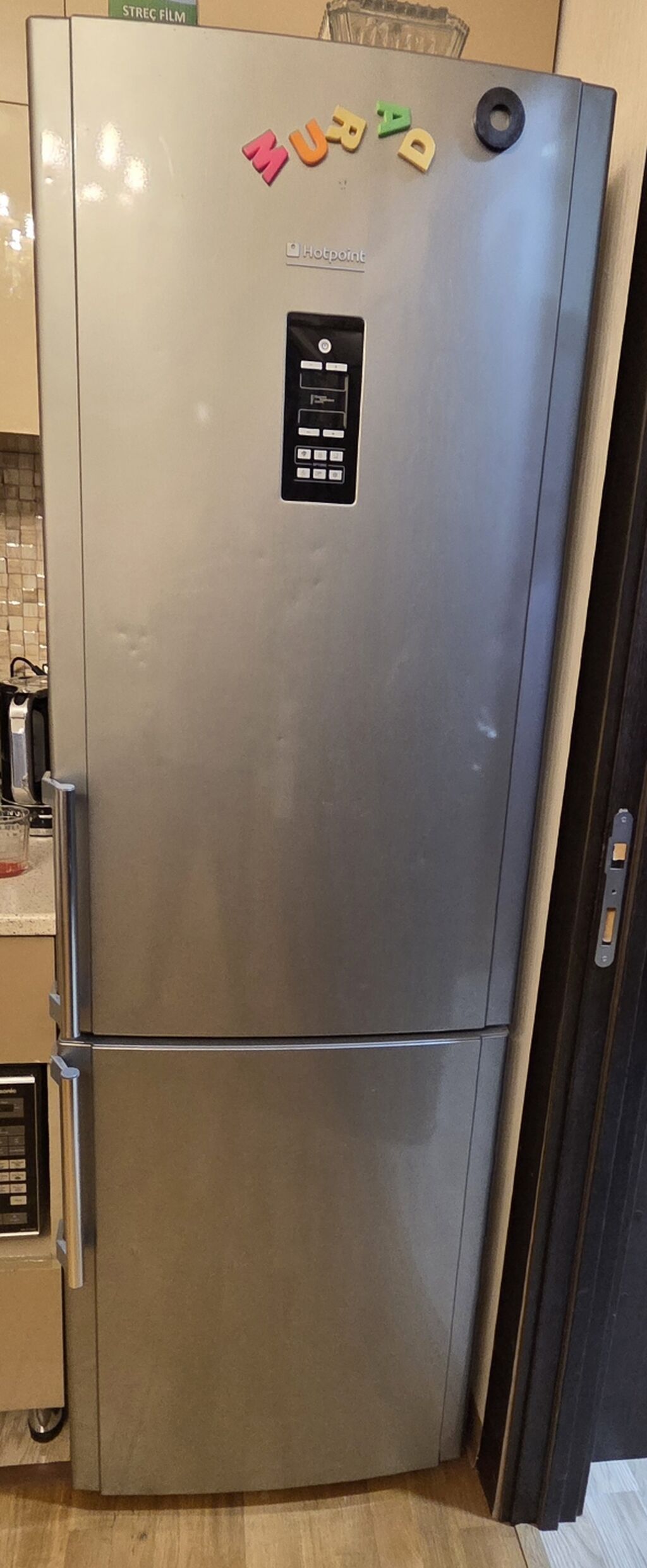 İşlənmiş 2 qapılı Hotpoint Ariston Soyuducu Satılır, rəng - Gümüşü — Soyuducular, Xızı (2)