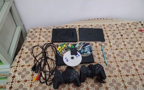 PlayStation 2 Slim oyun konsolu komplekti - Model: PS2 Slim (Scph — Bakı