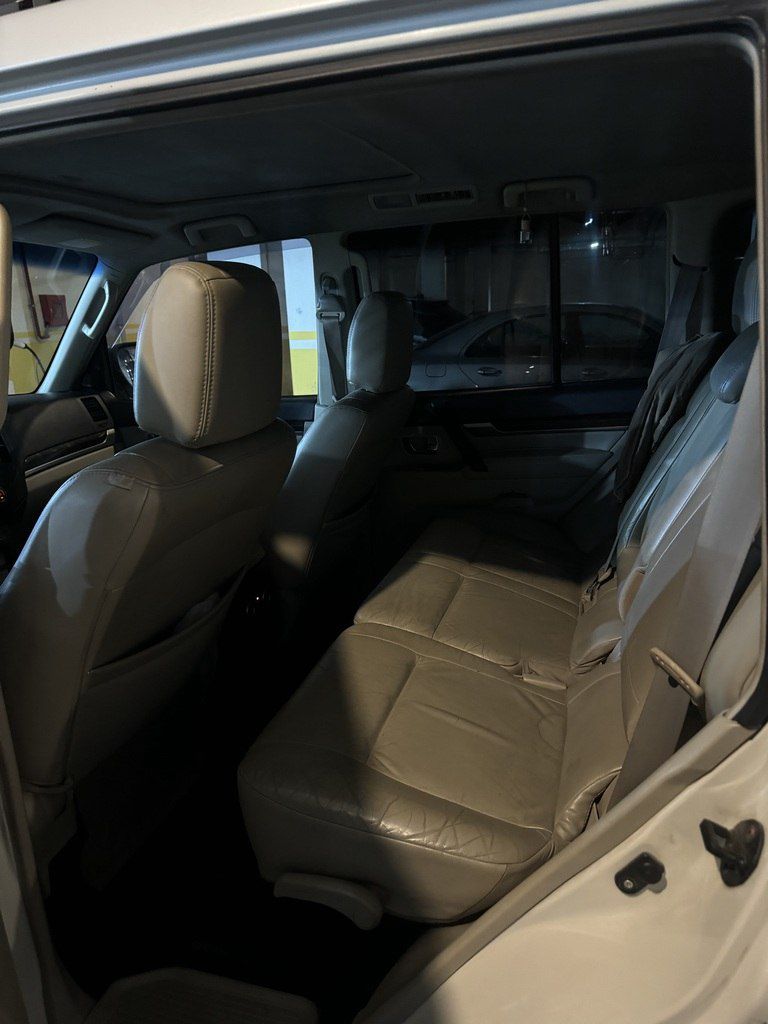 Mitsubishi Pajero, 3.8 L, 2009 il, 305 000 km — Avtomobillər, Bakı (9)