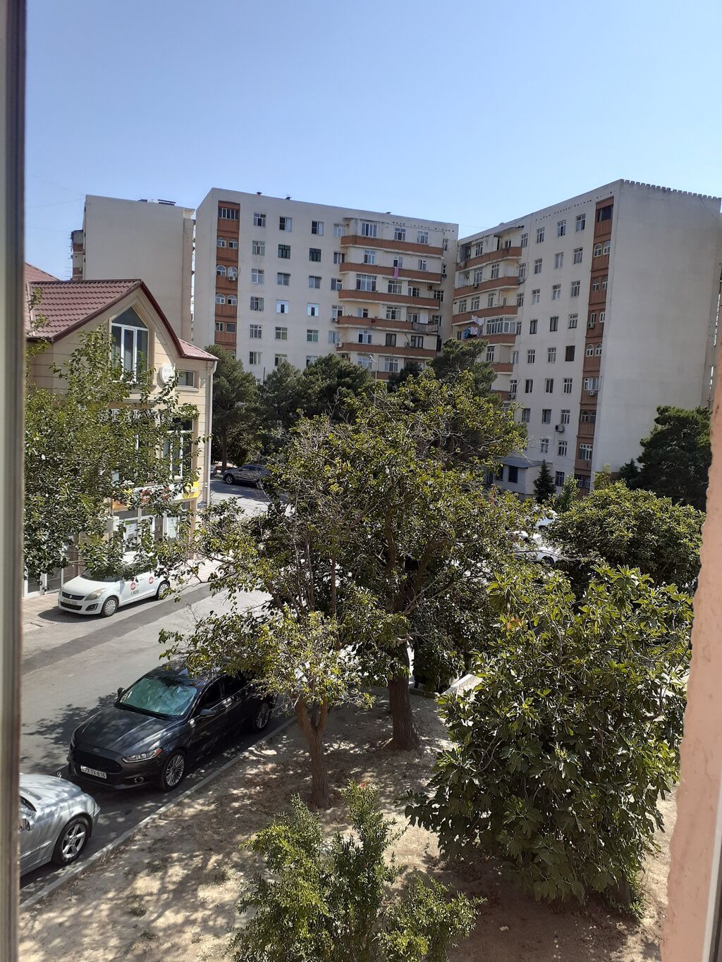 Salam su qaz işıq daimidir əlavə 1t çən var ətrafında bağça məktəb — Mebel, Bakı (10)