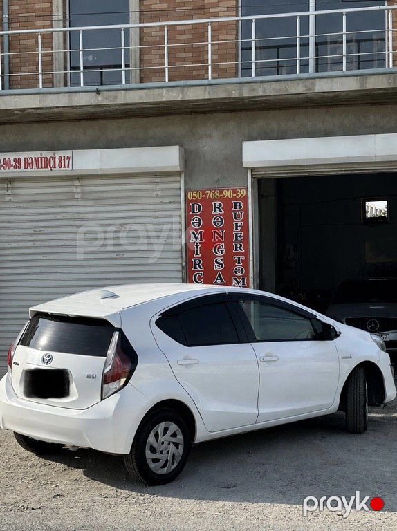 Toyota Aqua, 1.5 L, 0.9 kWh, 2016 il, 211 000 km — Avtomobillər, Bakı (2)