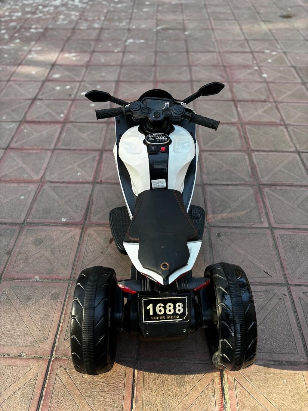 Uşaq üçün elektrikli üçtəkərli motosiklet - Model: “New Youth 08” — Oyuncaqlar, Bakı (4)
