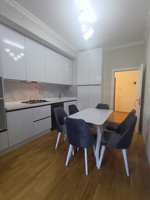 2-otaqlı yeni tikili kirayə verilir, Neftçilər m., 70 m² — Bakı