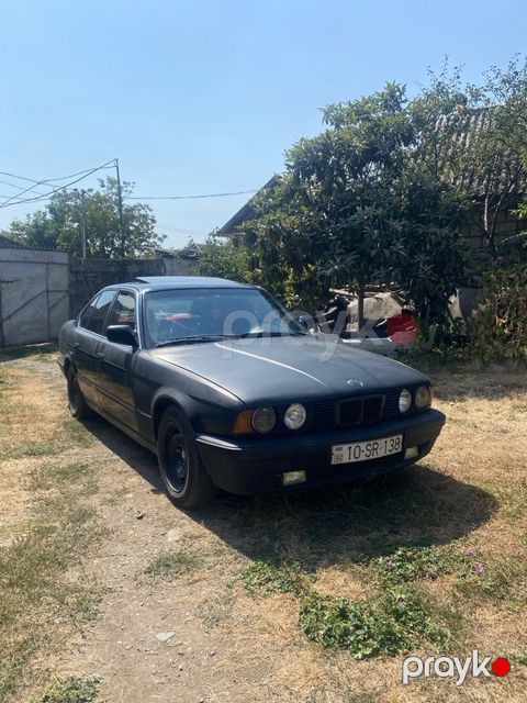 BMW 520, 2.0 L, 1992 il, 430 000 km