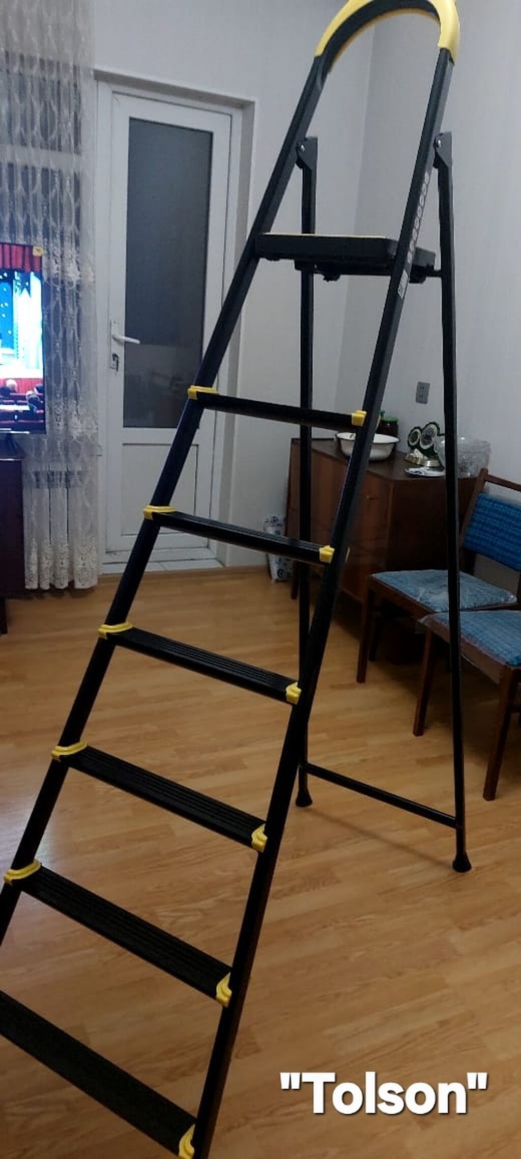 6 pilləri Tolson nerdivanı Təzə işlənməyib. 80 man Ünvan: Azadlıq — Nərdivanlar, Bakı (2)