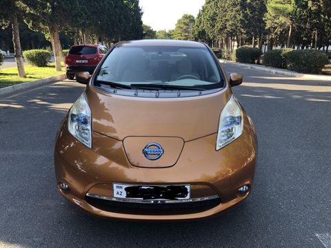 Nissan Leaf, 24 kWh, 2015 il, 41 700 km — Sumqayıt