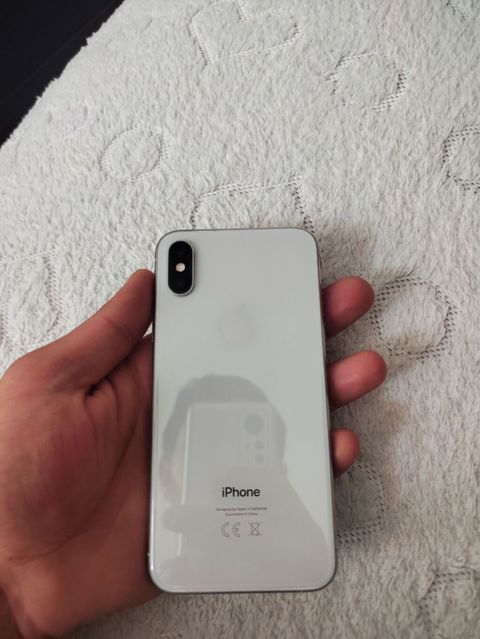 IPhone Xs, 256 GB, Ağ, Zəmanət, Barmaq izi, Simsiz şarj — Bakı