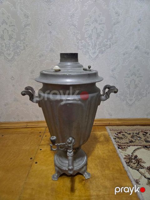 Kömür/sobada yandırılan klassik metal samovar - Material: qalın metal — Bakı