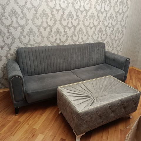 Embawood istehsalı divan və jurnal masası satılır. - Model: Embawood — Bakı
