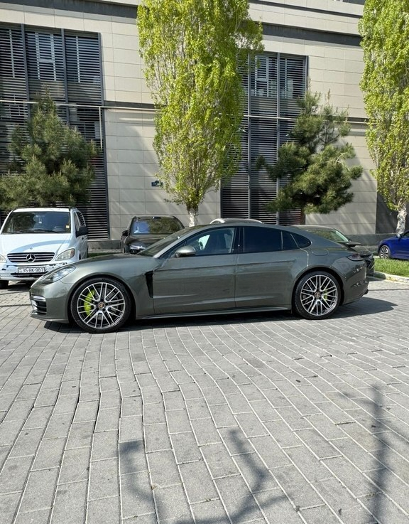 Porsche Panamera 4 E-Hybrid, 2021 il, 13000 km — Avtomobillər, Bakı (11)