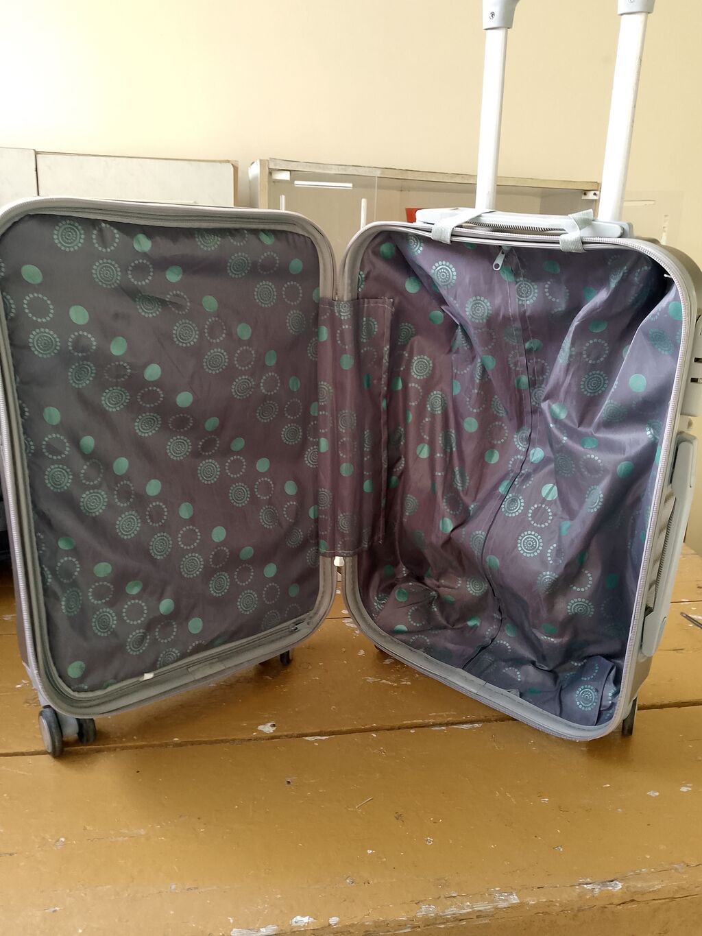 Sərt korpuslu əl baqajı çamadan - Rəng: metalik tünd bej/bronza — Çamadanlar, Lənkəran (3)