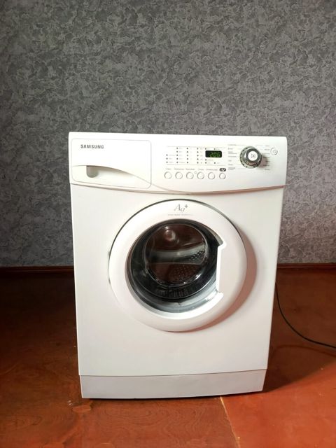 Paltaryuyan Samsung — Bakı