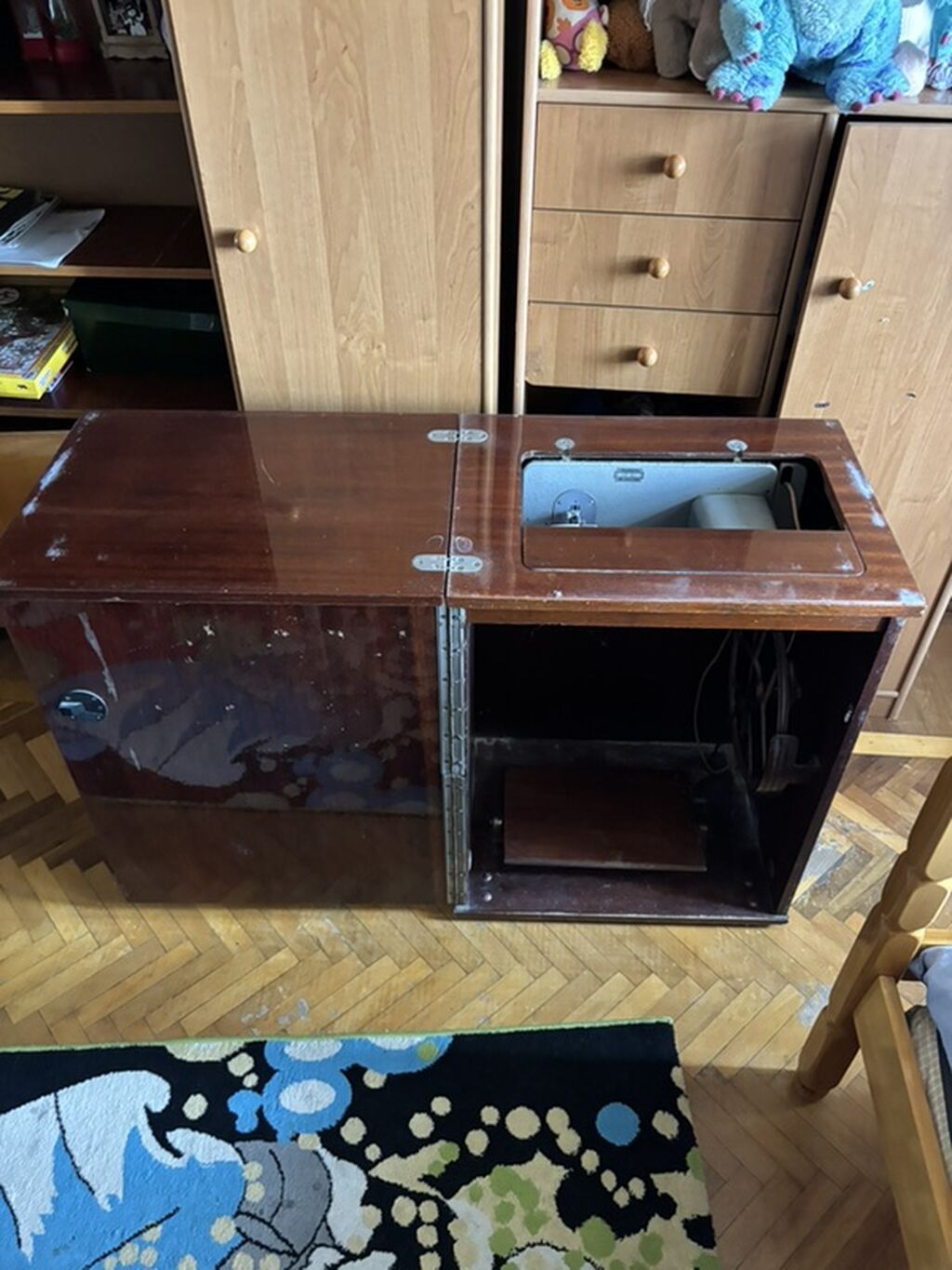 Sənaye tipli “Чайка-III” tikiş maşını (süfrəli) - Model: Чайка-III — Elektronika, Bakı (2)