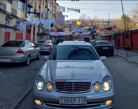 Mercedes E 240, 2.6 L, 2004 il, 298 700 km — Mingəçevir