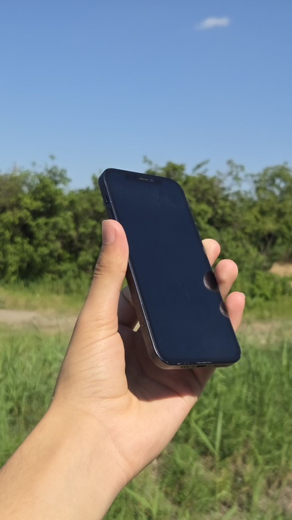 IPhone 12, Qara — Apple iPhone, Bərdə (2)