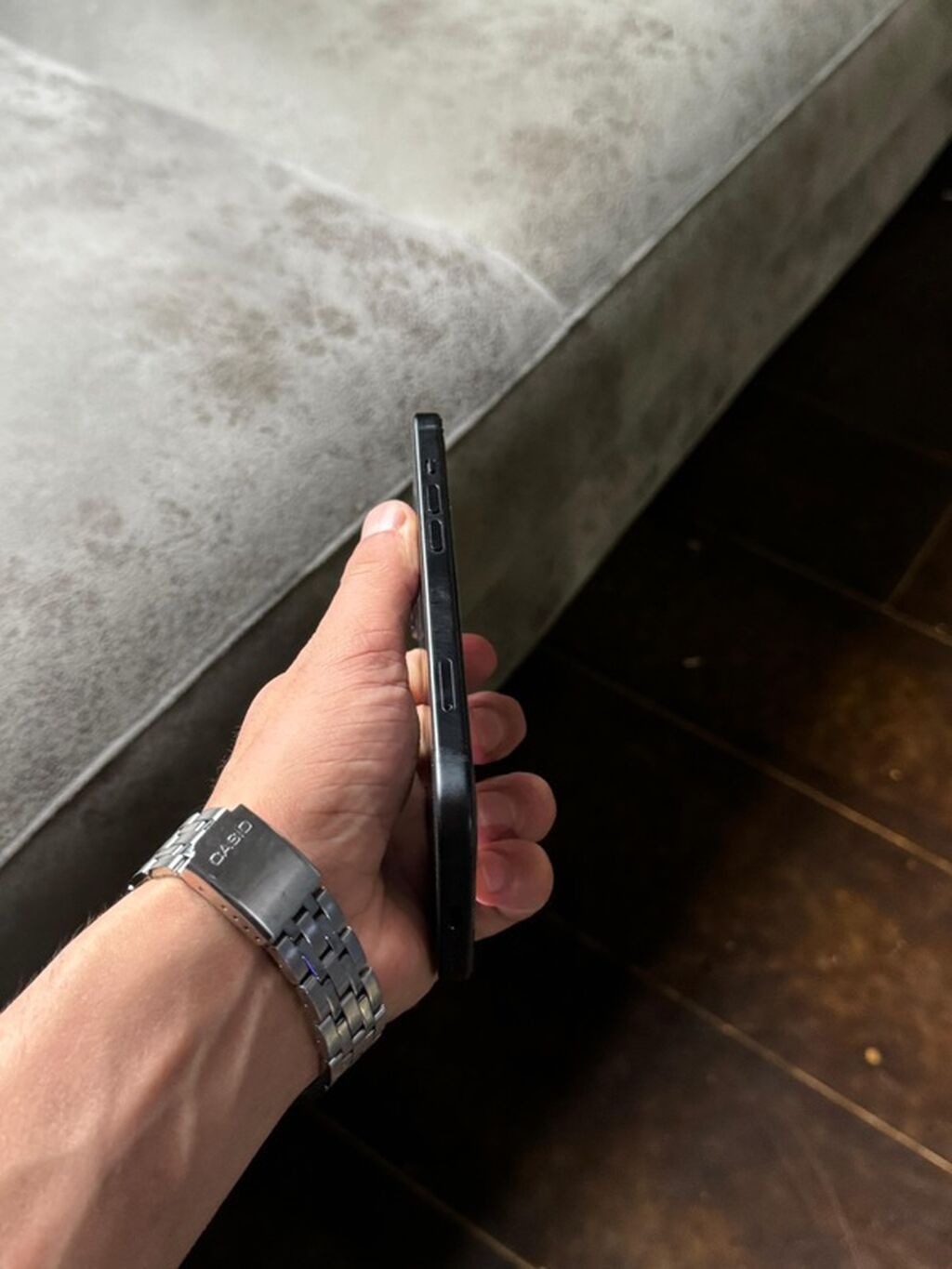 IPhone 14, Qara — Apple iPhone, Quba (3)