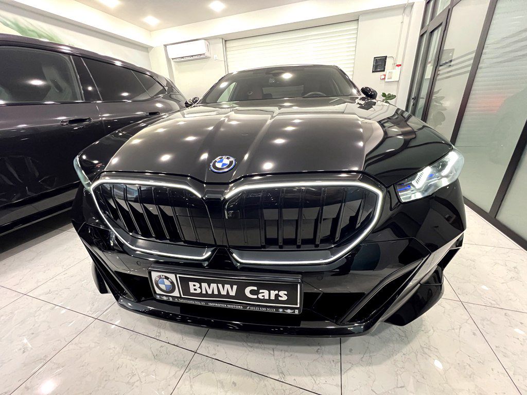 BMW 530e, 2.0 L, 19.4 kWh, 2024 il, 29 500 km — Avtomobillər, Bakı (3)