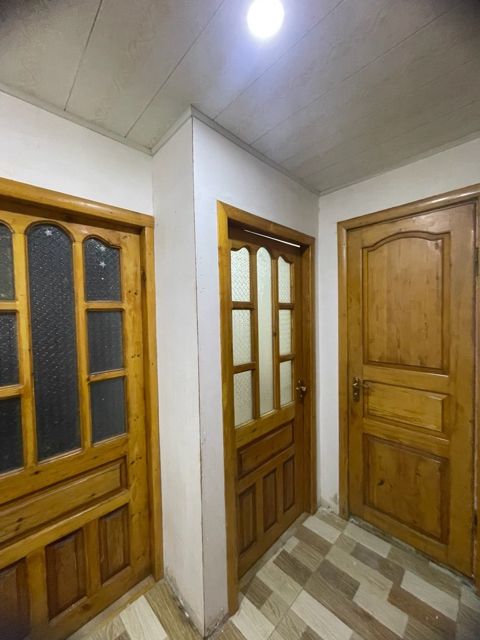 Qapılar — Bakı