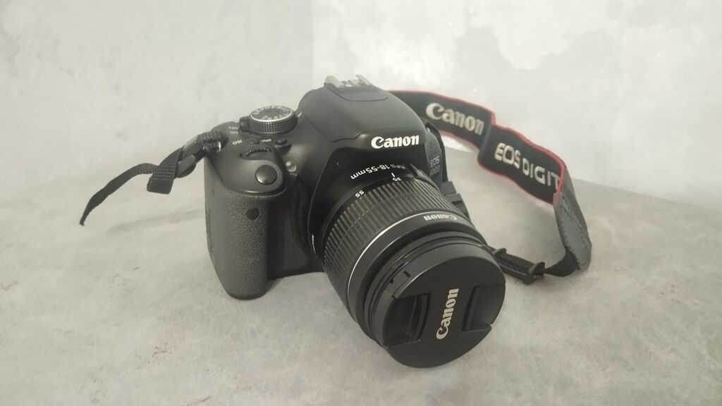 Canon EOS 600D, 18-55mm linza, adapter, qapaq fotoqrafiyaya yeni — Elektronika, Bakı