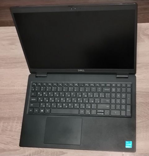 İ5 11 ci nəsil 8 gb ram İntel iris xe graphics 240 ssd Orginal adaptor — Gəncə